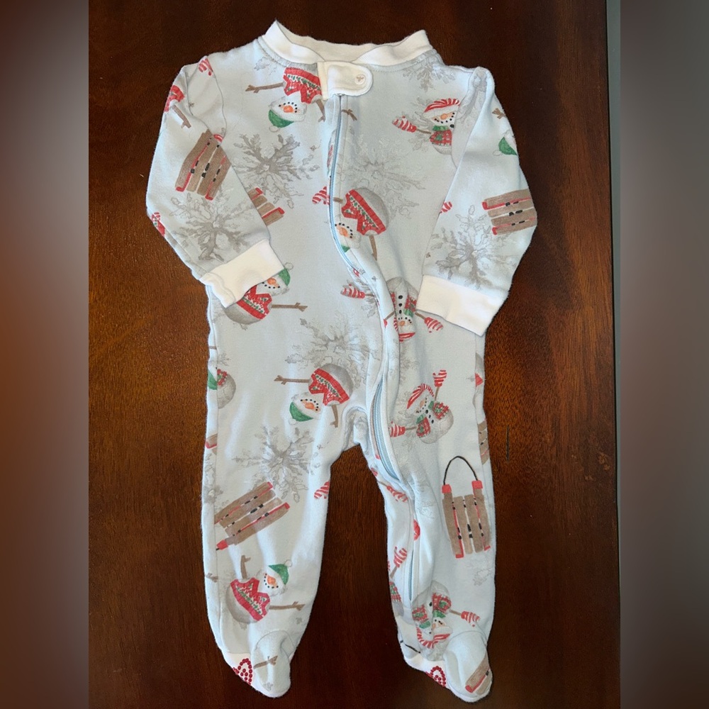 Burt’s Bees Baby Loose-Fit Onesie with Snowman Holiday Print